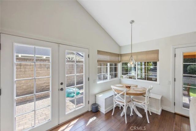 23534 Via Castanet, Valencia, CA 91355