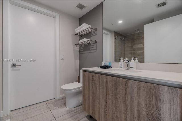 3900 Biscayne Blvd S-904, Miami, FL 33137