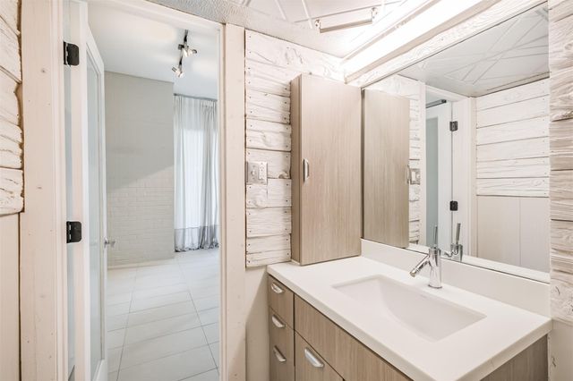 3600 Montrose Boulevard 104, Houston, TX 77006