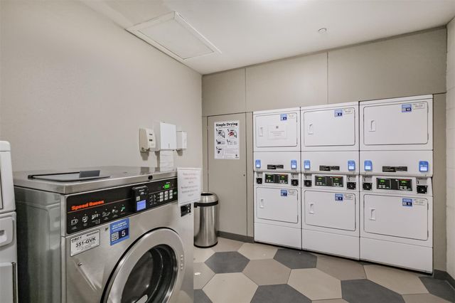 3600 Montrose Boulevard 104, Houston, TX 77006