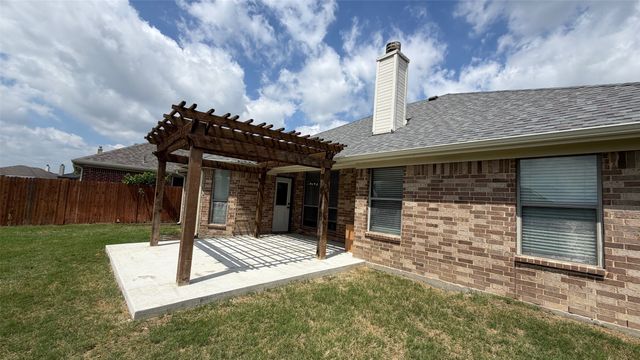 1510 White Willow Lane, Arlington, TX 76002