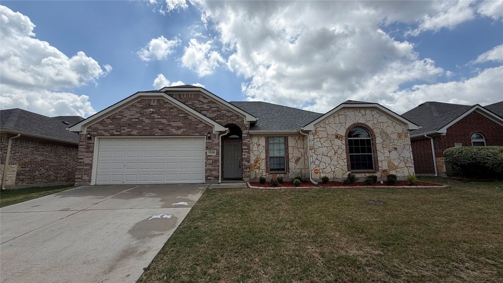 1510 White Willow Lane, Arlington, TX 76002