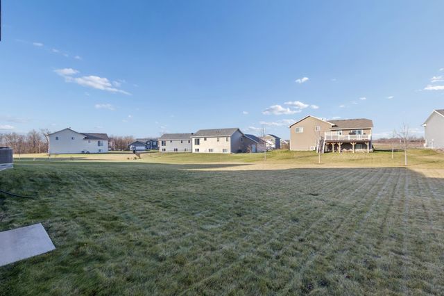 413 Terning Way, Howard Lake, MN 55349