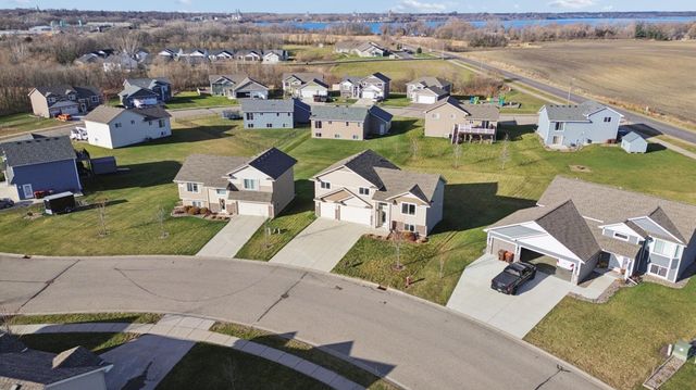 413 Terning Way, Howard Lake, MN 55349