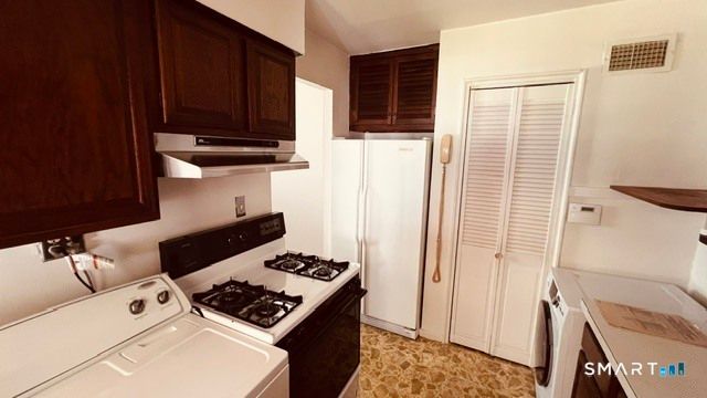 396 Garibaldi Avenue, Stratford, CT 06615