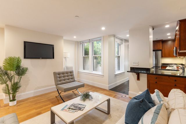 20 Joy St 1, Boston, MA 02114