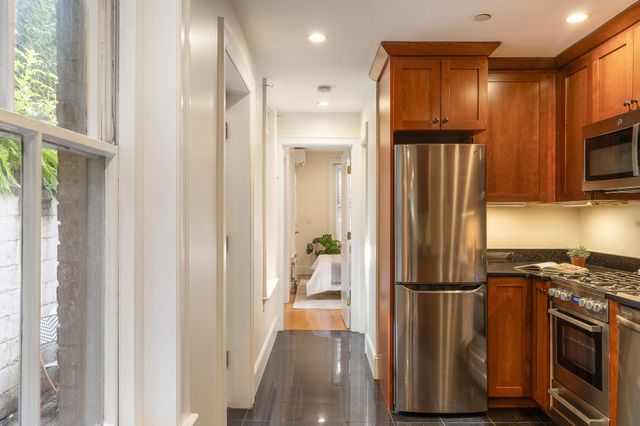 20 Joy St 1, Boston, MA 02114