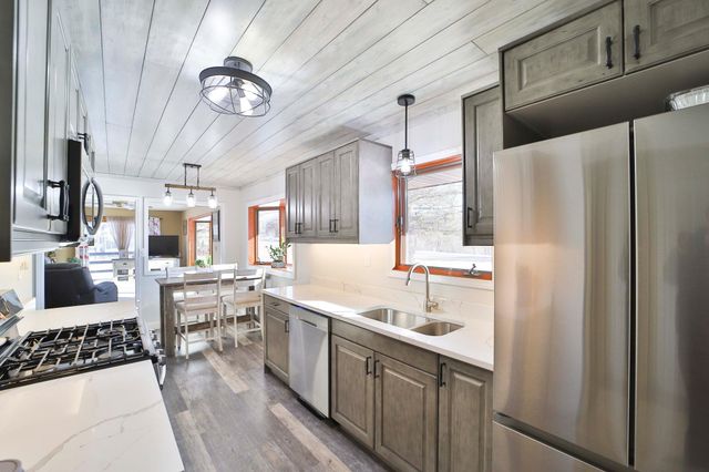 12105 Mountain Ash Drive, Baxter, MN 56425