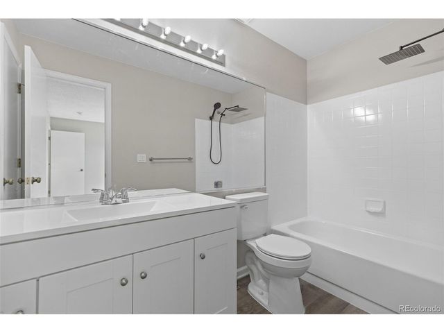 20922 E 43rd Ave, Denver, CO 80249