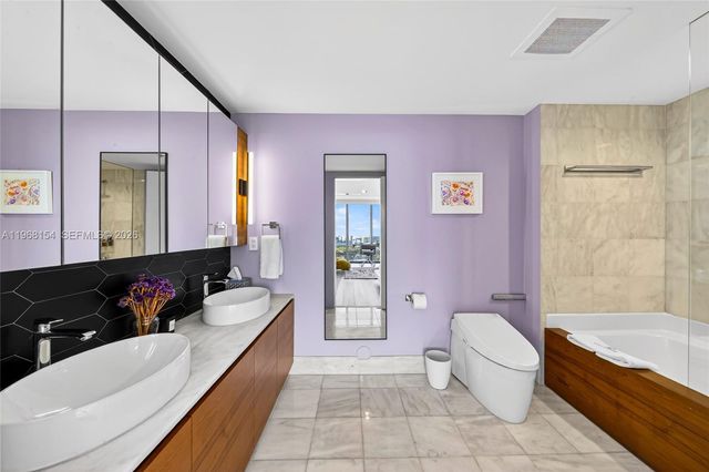 601 NE 36th St 3407, Miami, FL 33137