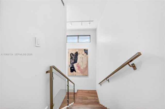 601 NE 36th St 3407, Miami, FL 33137