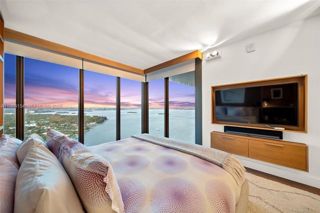 601 NE 36th St 3407, Miami, FL 33137