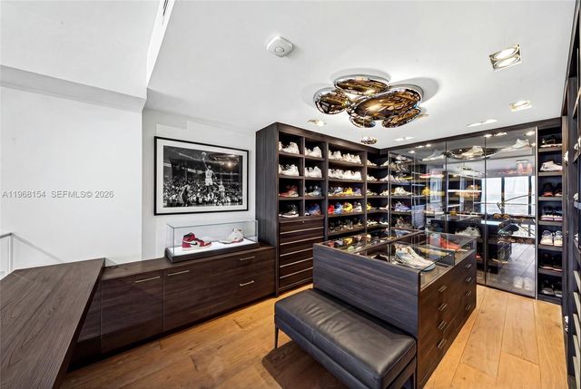 601 NE 36th St 3407, Miami, FL 33137