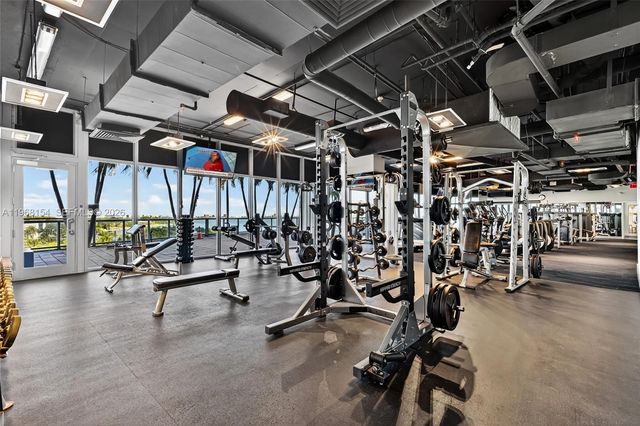 601 NE 36th St 3407, Miami, FL 33137