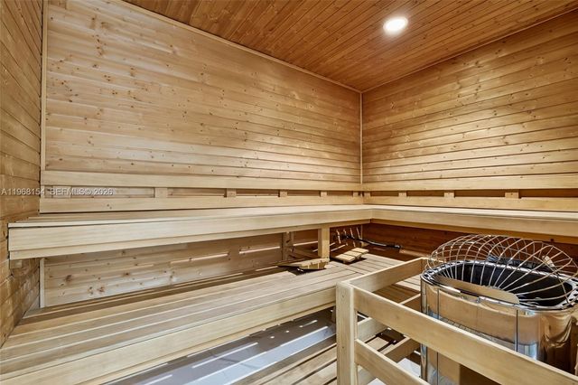 601 NE 36th St 3407, Miami, FL 33137