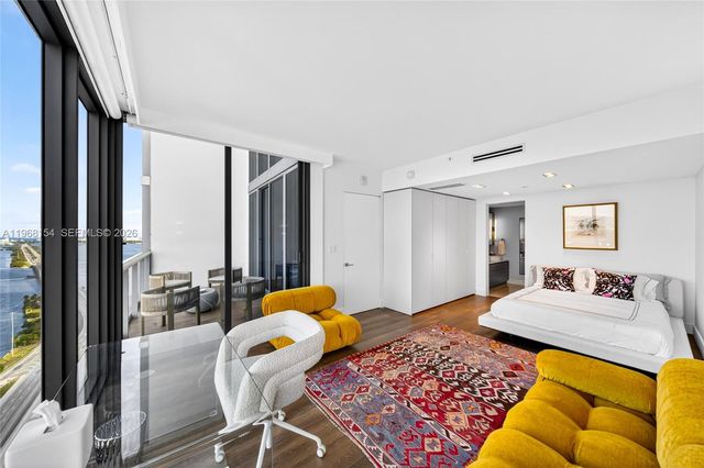 601 NE 36th St 3407, Miami, FL 33137