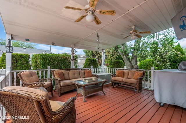 109 Redwood Place E, Brick, NJ 08724