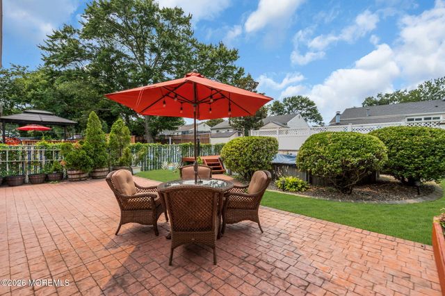 109 Redwood Place E, Brick, NJ 08724