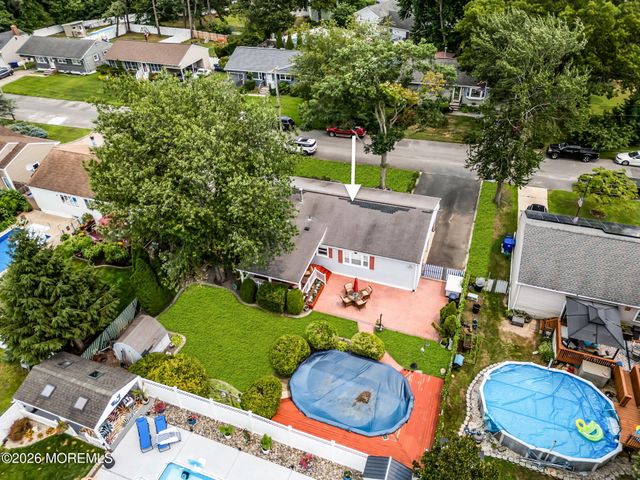 109 Redwood Place E, Brick, NJ 08724