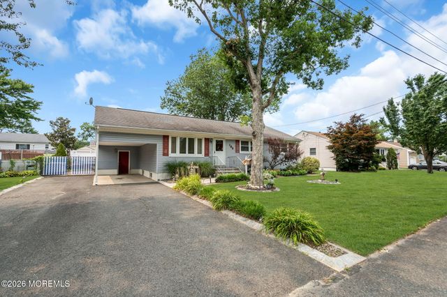 109 Redwood Place E, Brick, NJ 08724