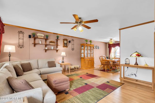 109 Redwood Place E, Brick, NJ 08724
