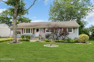 109 Redwood Place E, Brick, NJ 08724