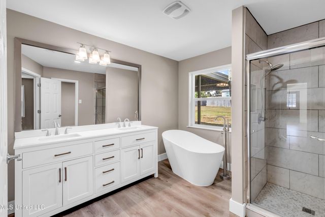 8828 Manoo Place, Diamondhead, MS 39525