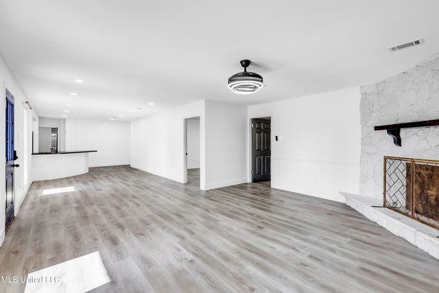 8828 Manoo Place, Diamondhead, MS 39525