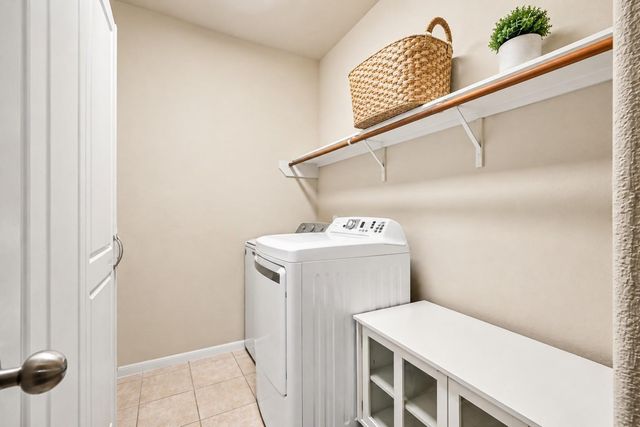 4112 S Meridian Greens Drive, Dickinson, TX 77539