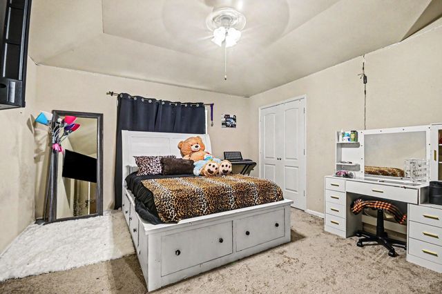 4112 S Meridian Greens Drive, Dickinson, TX 77539