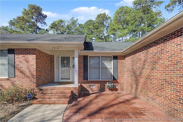 1914 Partridge Drive, Fayetteville, NC 28304