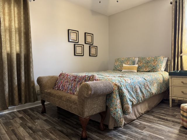 1009 Woodmont Dr, Gallatin, TN 37066