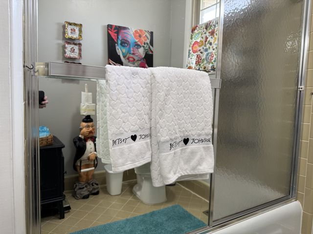 1009 Woodmont Dr, Gallatin, TN 37066