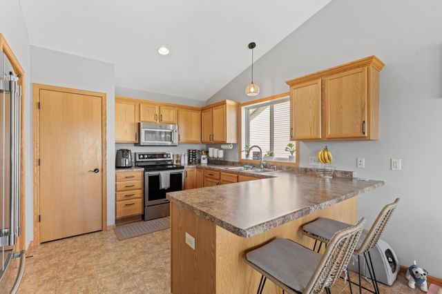209 Luella Place NE, Stewartville, MN 55976