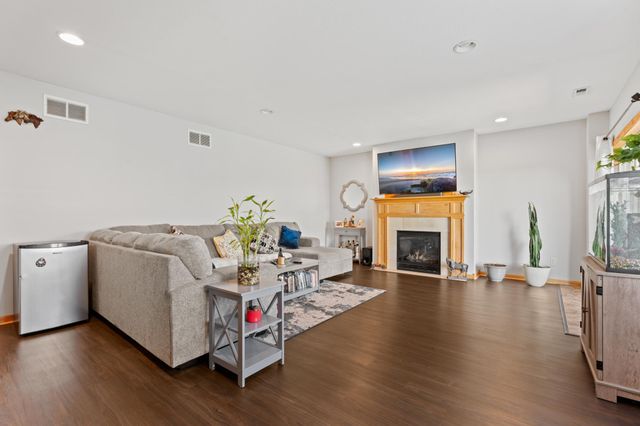 209 Luella Place NE, Stewartville, MN 55976