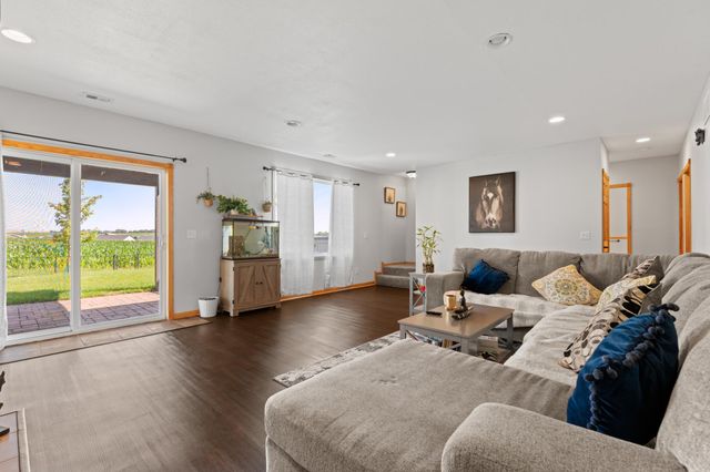 209 Luella Place NE, Stewartville, MN 55976
