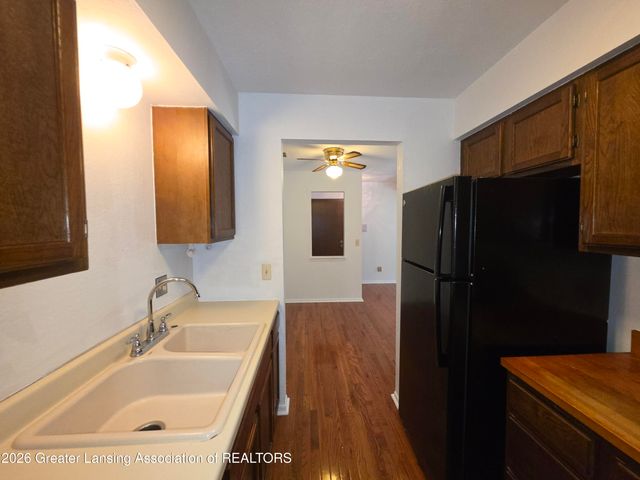 1715 Maple Ridge Road 4, Haslett, MI 48840
