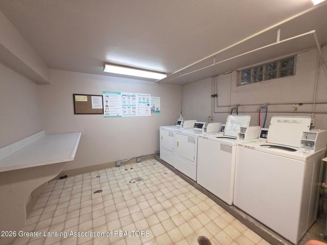 1715 Maple Ridge Road 4, Haslett, MI 48840