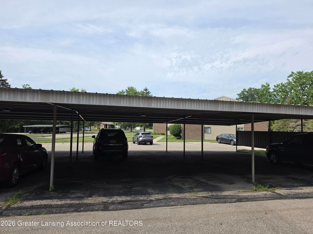 1715 Maple Ridge Road 4, Haslett, MI 48840