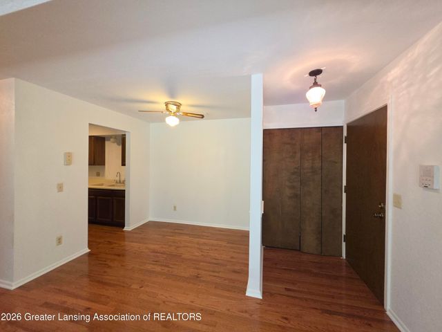 1715 Maple Ridge Road 4, Haslett, MI 48840