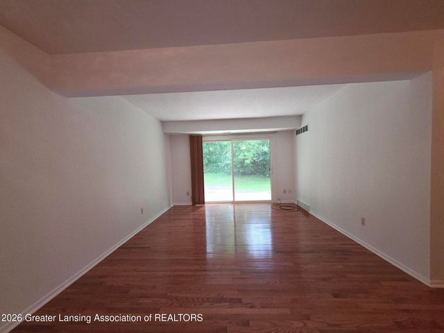 1715 Maple Ridge Road 4, Haslett, MI 48840