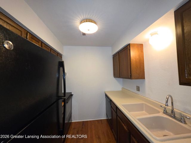 1715 Maple Ridge Road 4, Haslett, MI 48840