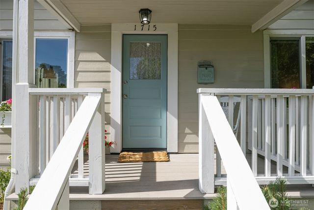 1715 Mill Ave, Bellingham, WA 98225