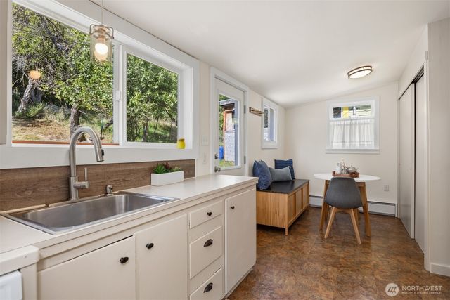 1715 Mill Ave, Bellingham, WA 98225