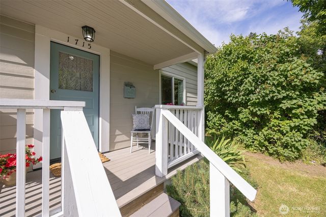 1715 Mill Ave, Bellingham, WA 98225