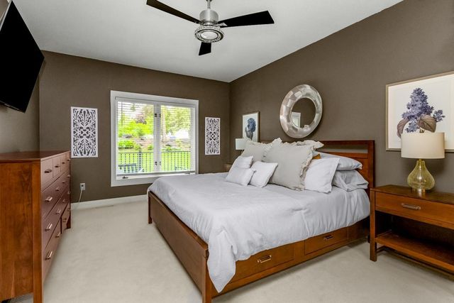 1900 Victoria Road S C, Mendota Heights, MN 55118