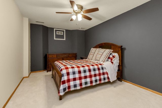1900 Victoria Road S C, Mendota Heights, MN 55118