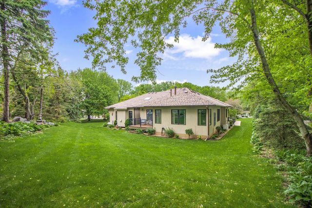 1900 Victoria Road S C, Mendota Heights, MN 55118