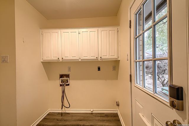 8931 Shady Leaf, San Antonio, TX 78254