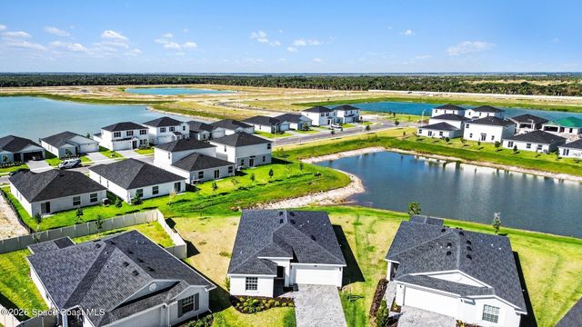 906 Dockside Drive SW, Palm Bay, FL 32908